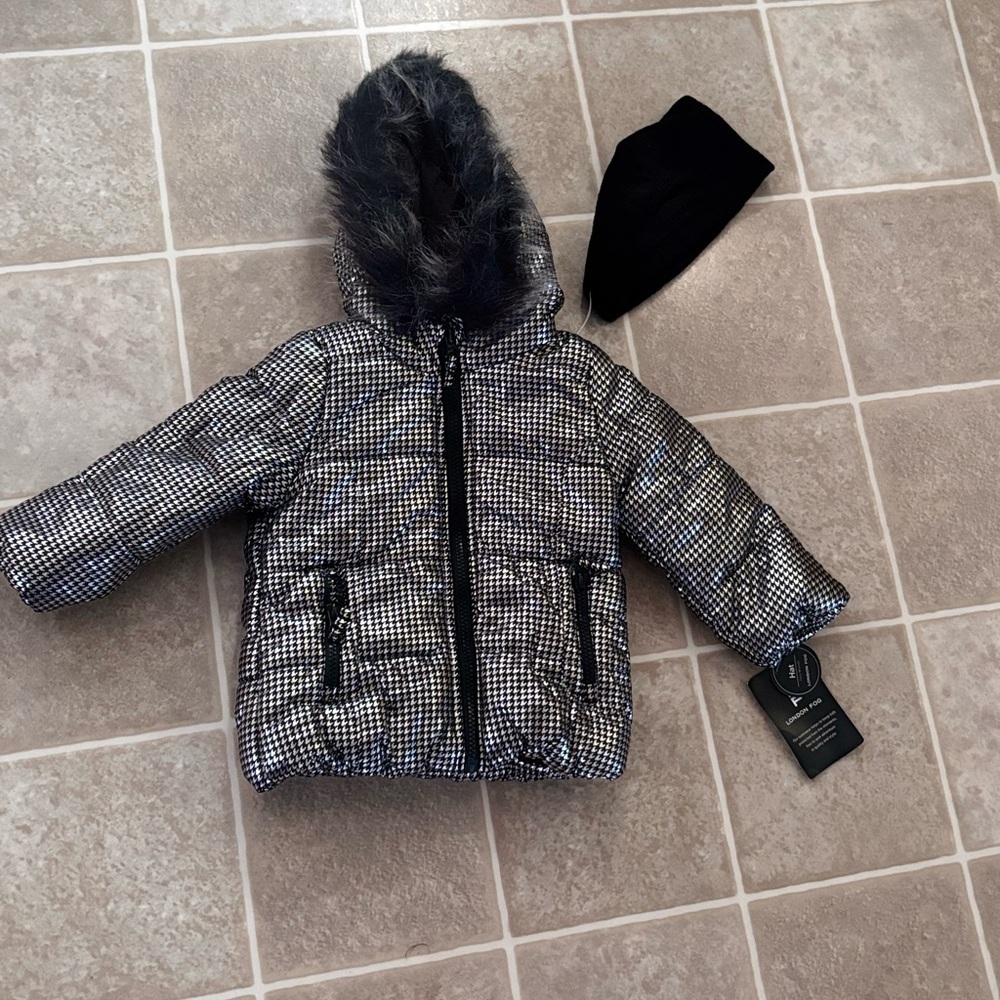 London Fog Silver and Black Puffer Jacket - Picture 3 of 6